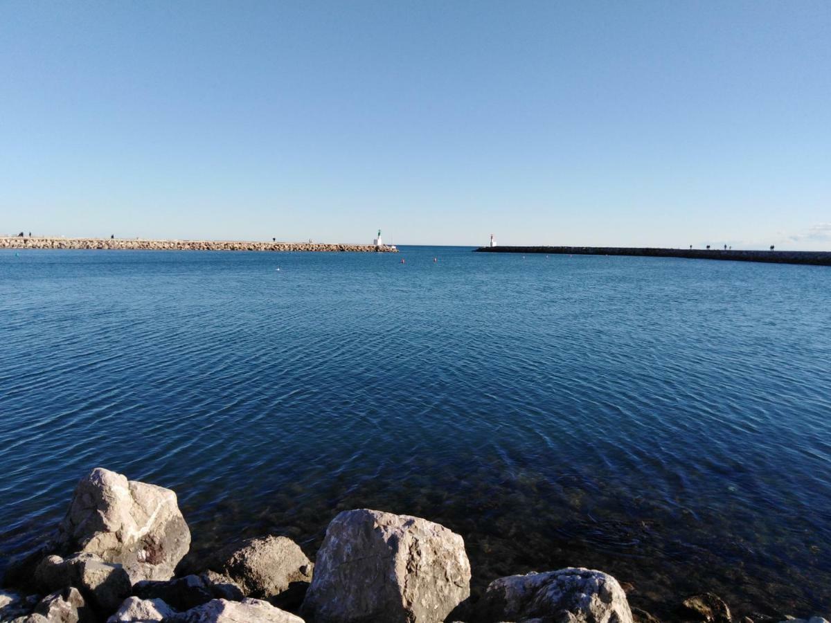 Jolis Studios vue sur mer Port, Etangs et Canaux Résidence RIVERCITY Carnon-Plage Extérieur photo