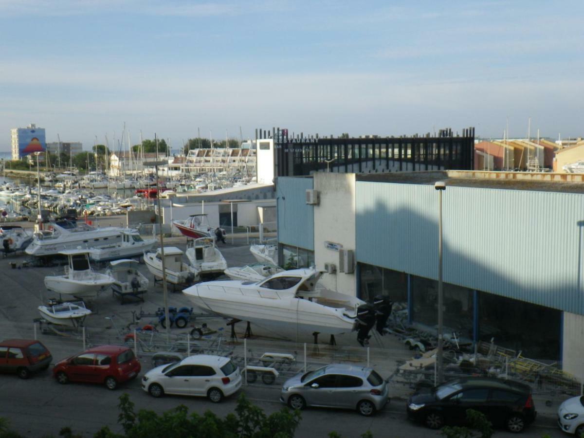 Jolis Studios vue sur mer Port, Etangs et Canaux Résidence RIVERCITY Carnon-Plage Extérieur photo